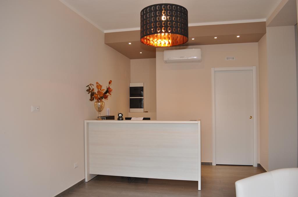 Ibasilischi Hotell Irsina Exteriör bild