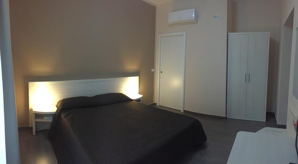 Ibasilischi Hotell Irsina Exteriör bild